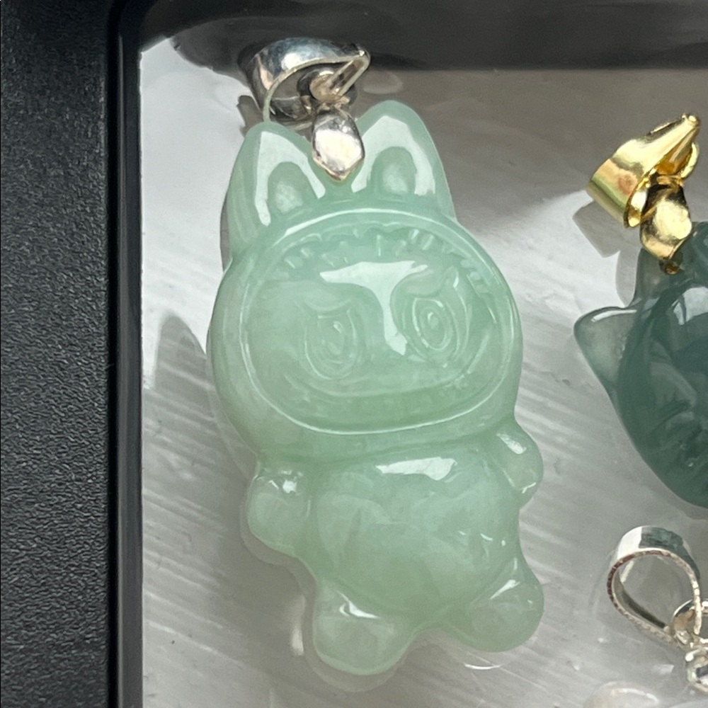 LaBuBu Jade Pendant (Authentic) Green Jade on s925 Clasp